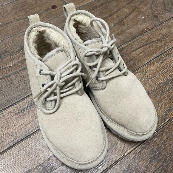 Women’s Mustard Seed Ugg Neumel Chukka Boot - Picture 4 of 9